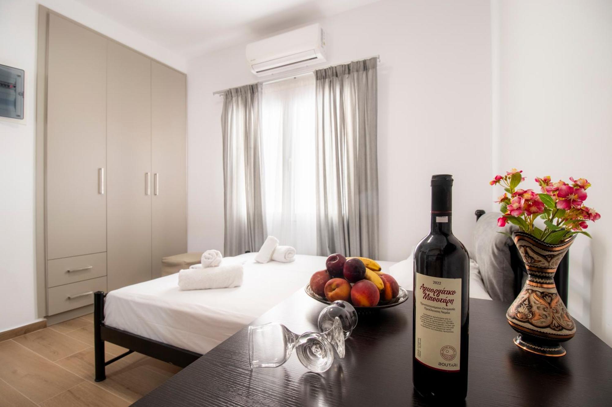 Central Park Urban Studios Ираклио Екстериор снимка